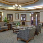 3-hutchinson-assisted-senior-living-resident-lounge