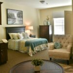 5-Covington-Private-Alcove-Room-with-Seating-Area
