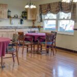 6-sabetha-manor-dining-room-restaurant-style-meals