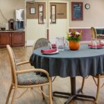 6-set-table-for-resident-meals