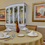 Arbors_at_Azalea_Court_Dining