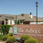 Arbors_at_Azalea_Court_Sign