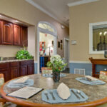 Southern_Oaks_Dining